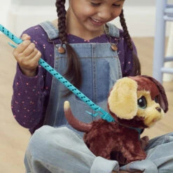 Hasbro FurReal Friends - Walkalots - Große Racker - Hund 8 Hasbro FurReal Friends - Walkalots - Große Racker - Hund -Kinderspielzeug Verkauf 225709 5010993813346 furreal frr walkalots groeracker hund 20