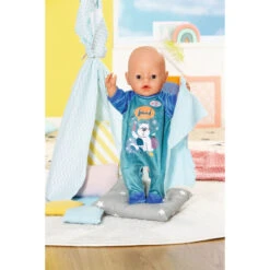 Zapf Creation BABY Born - Strampler Blau - 43 Cm 7 Zapf Creation BABY Born - Strampler Blau - 43 Cm -Kinderspielzeug Verkauf 245981 4001167833629 zapf babyborn strampler blau 43cm 04